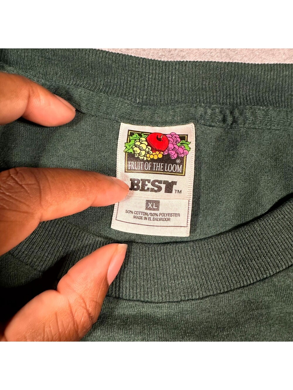 Vintage Fruit of the Loom T-Shirt Mens XL Green Suck The Heads Eat The Tails 90s - Picture 6 of 7